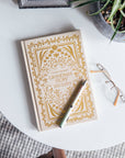 Grandma's Story: A Memory and Keepsake Journal for My Family