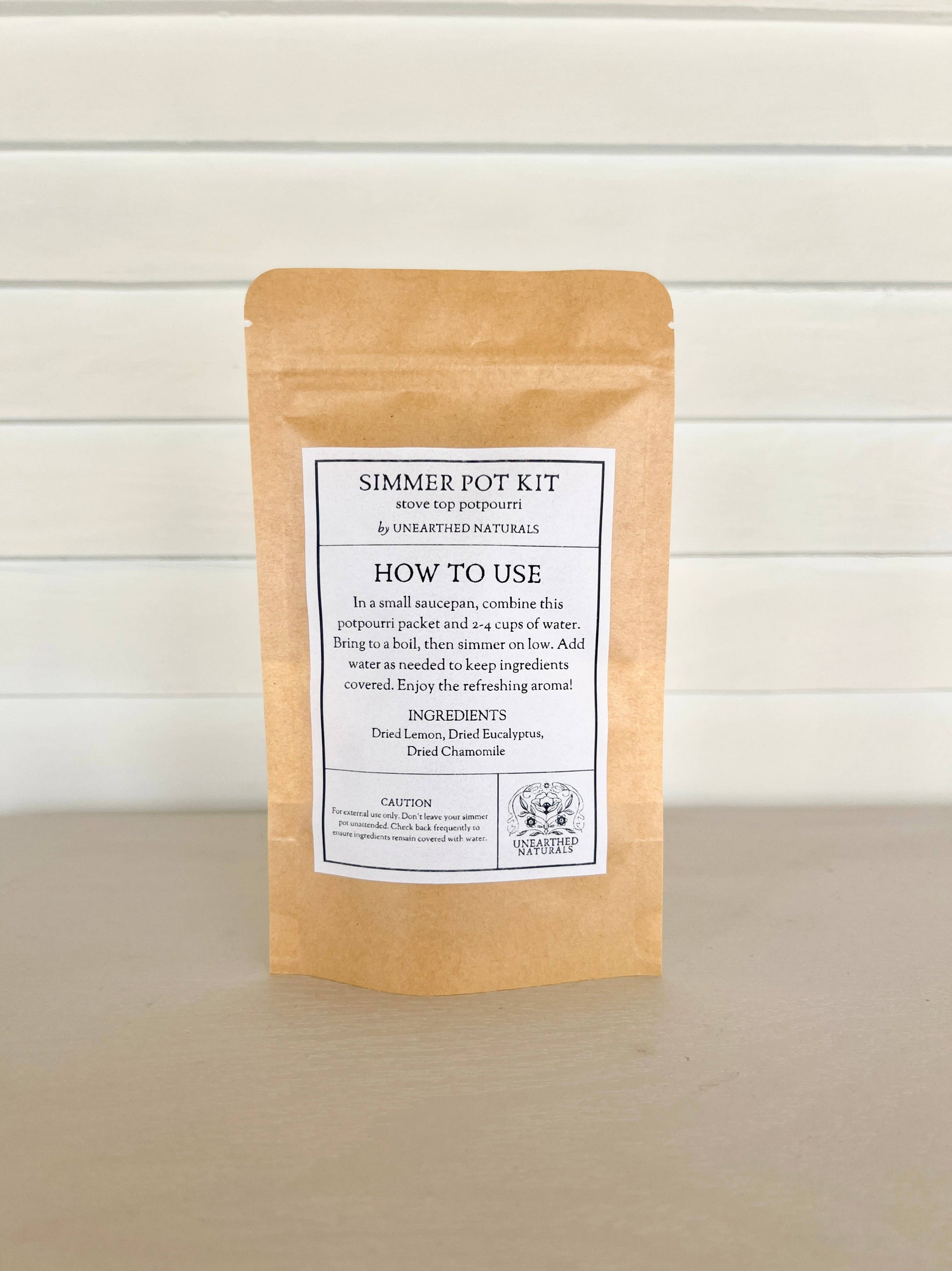 Refresh - Simmer Pot Kit - Eucalyptus, Lemon & Chamomile - Cloth + Cabin