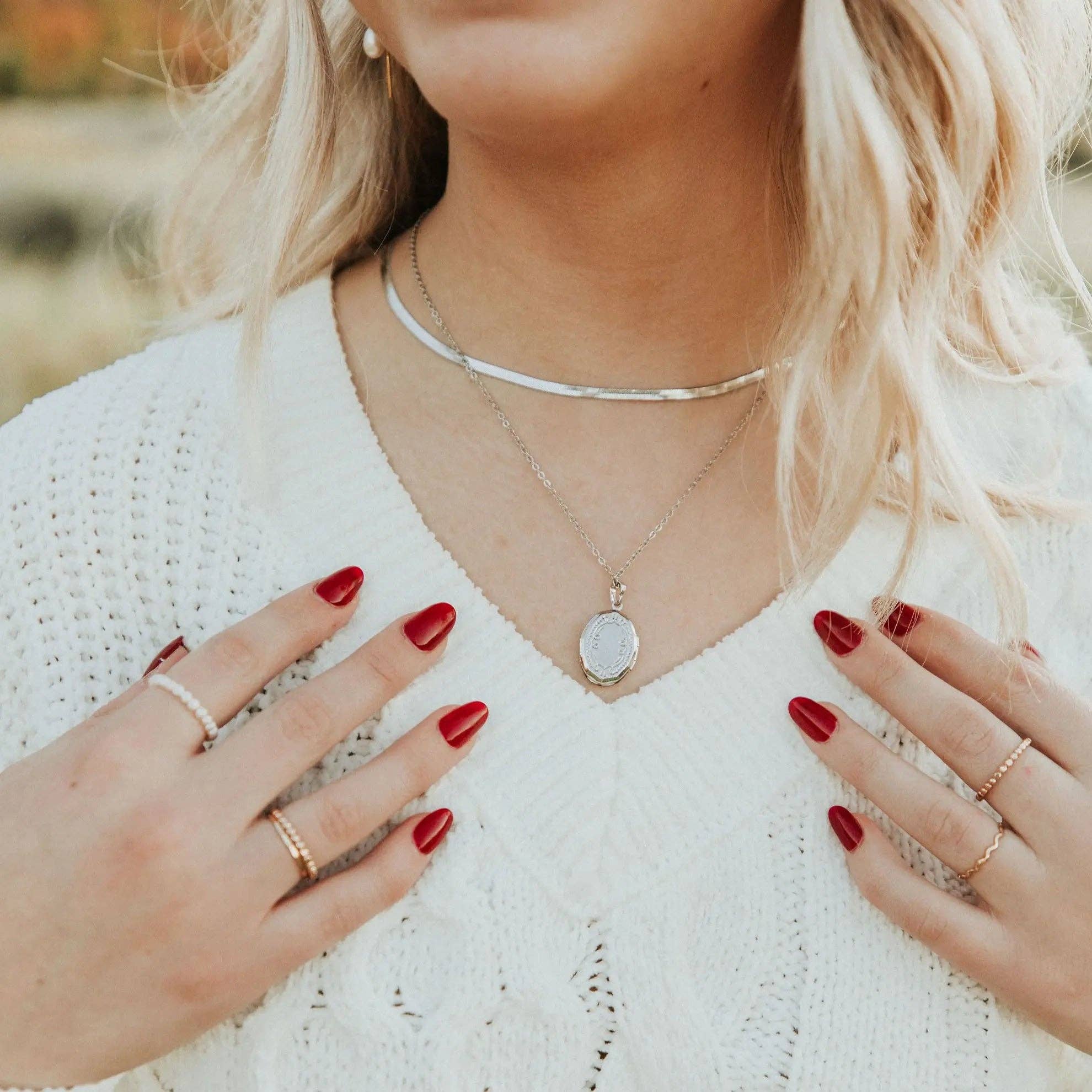 Isabelle Locket Necklace - Cloth + Cabin