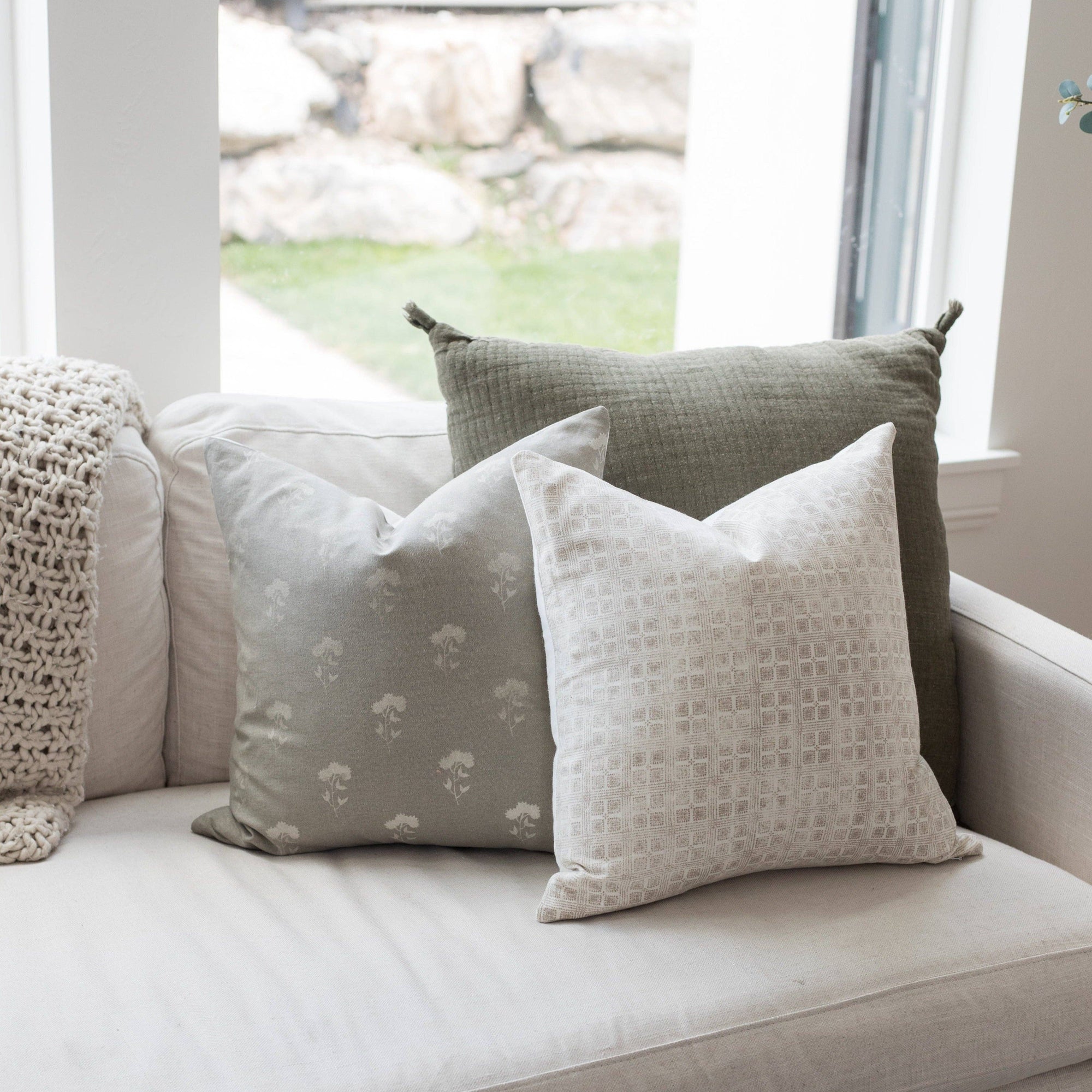 Fleur Gray Floral Pillow Cover - Cloth + Cabin