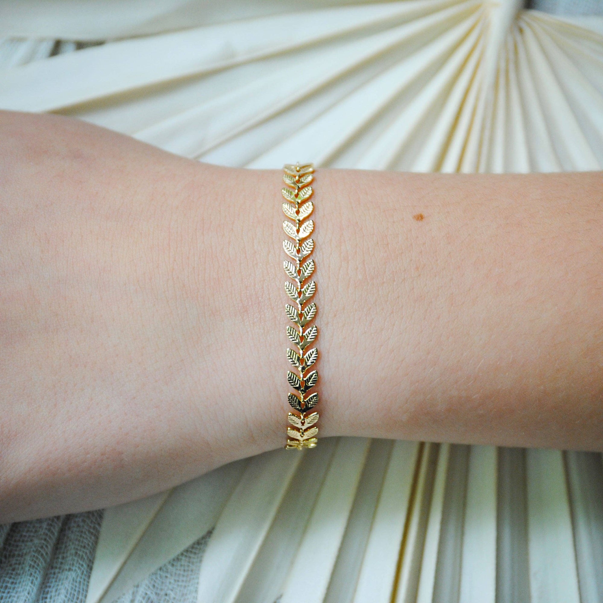 Dainty Leaf Bracelet - Cloth + Cabin
