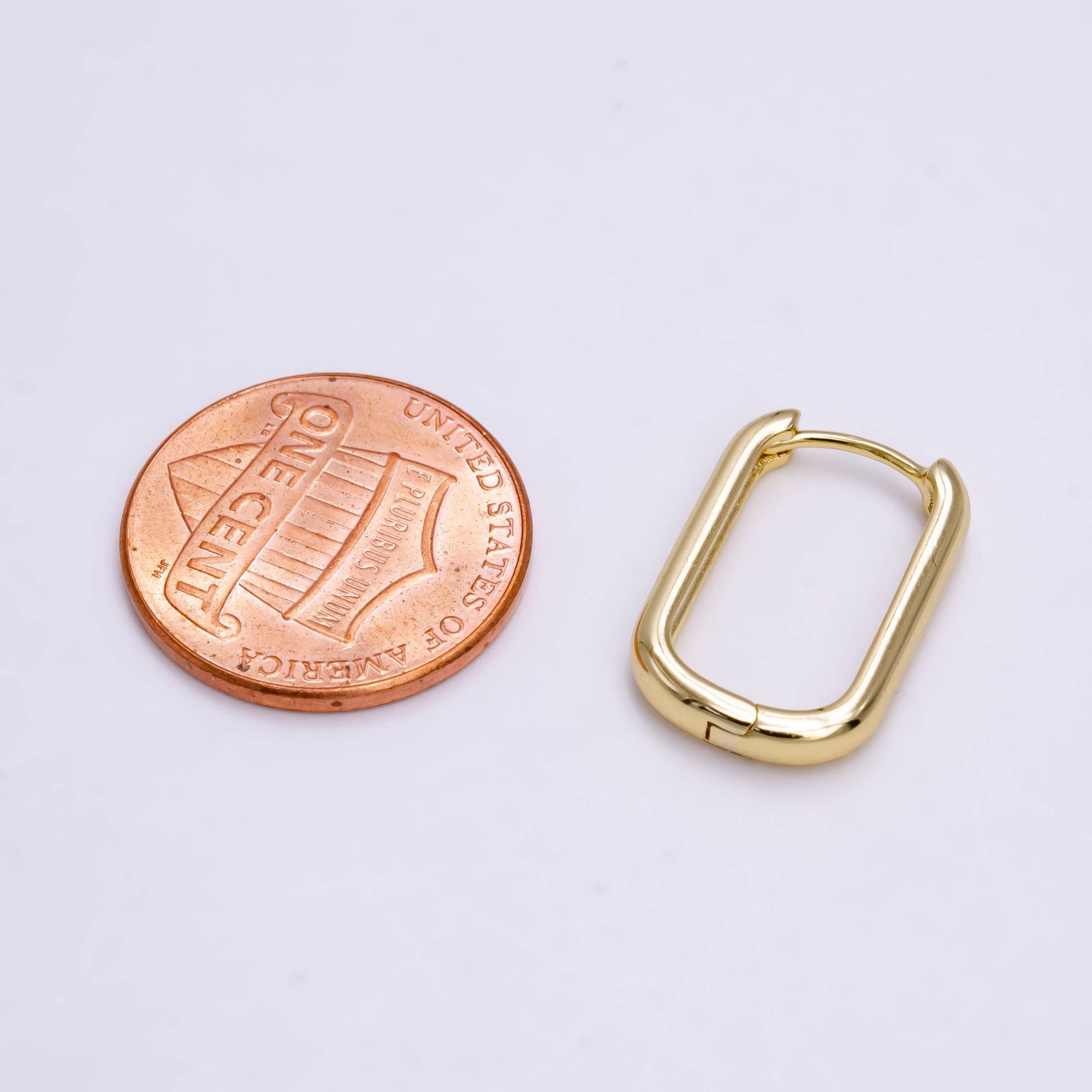 Oblong Huggie Hoop Earrings - Cloth + Cabin