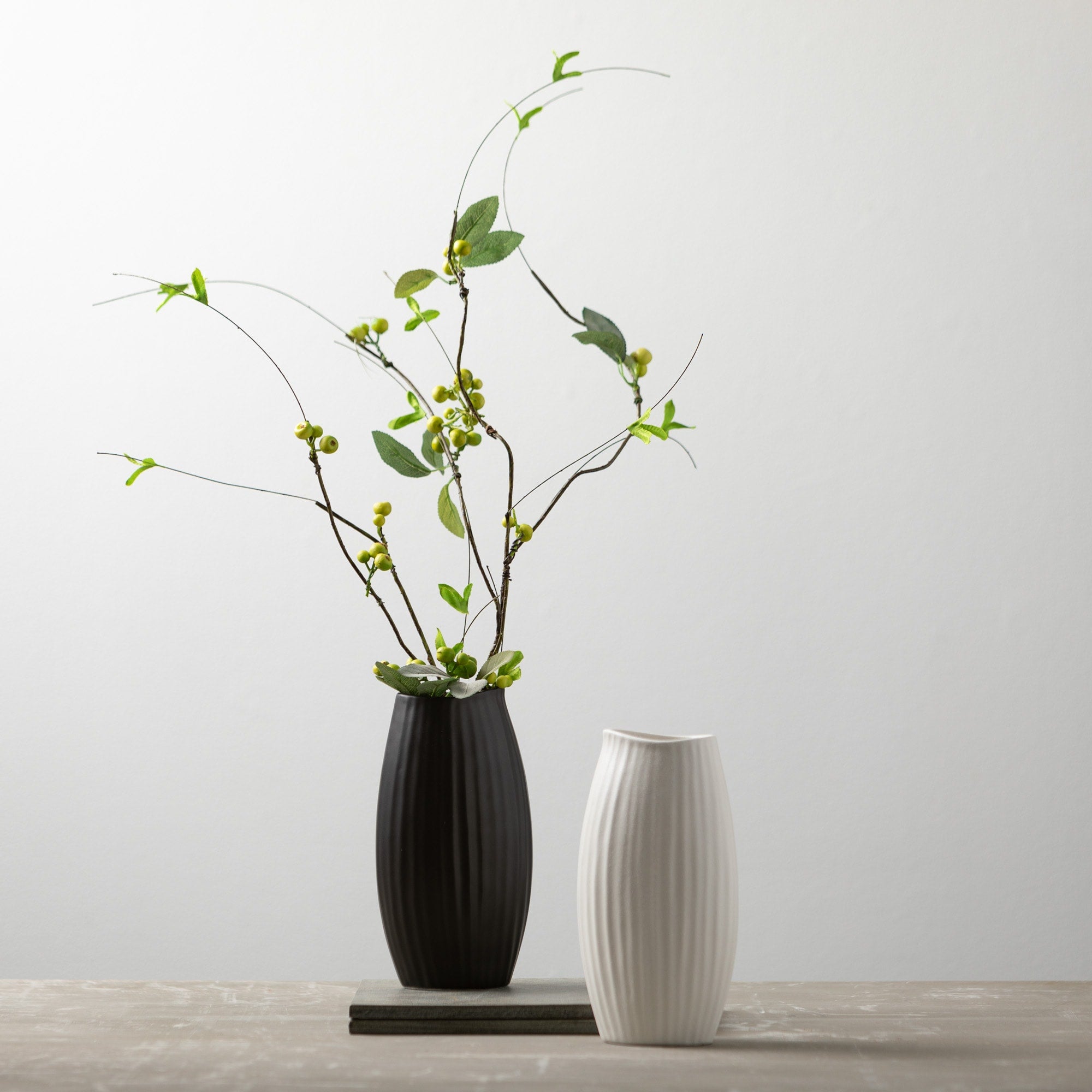 Cream Ceramic Modern Vase - Cloth + Cabin