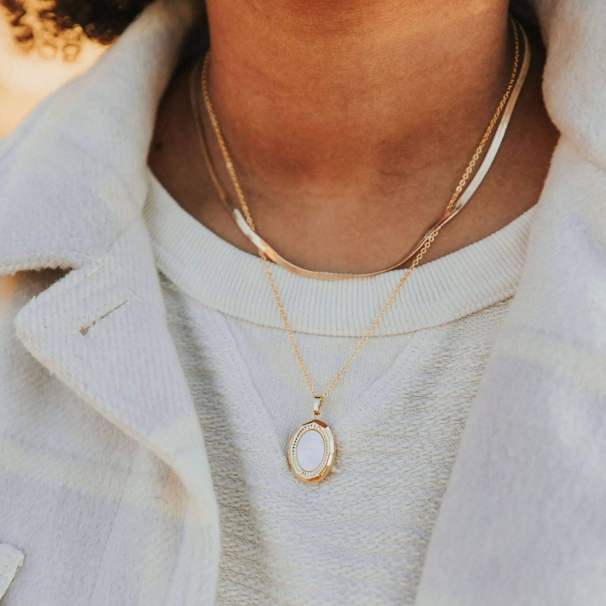 Isabelle Locket Necklace - Cloth + Cabin